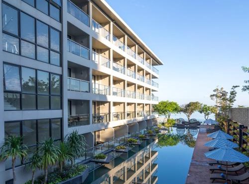 Mayaana Beach Resort Pattaya in North Pattaya