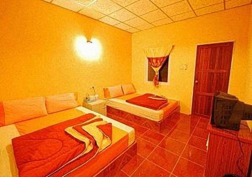Ban Tonnam Resort in Suan Phung