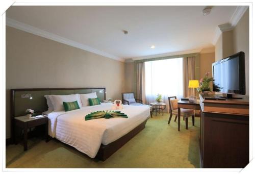 Golden Tulip Sovereign Hotel Bangkok in Bangkok