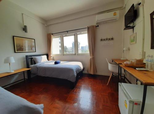 Pingplalee Female House in Bangkok