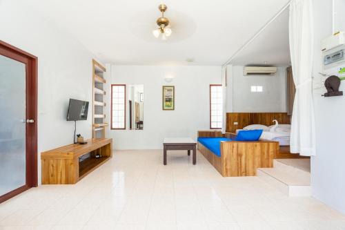 Nitchanan Villa in Hinkong
