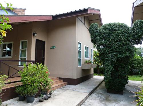 Bansuanrachawadee B&b in Si Sa Ket